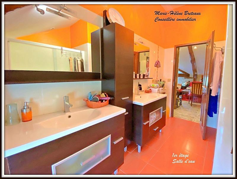 Maison - 310 m² - 9 pièces