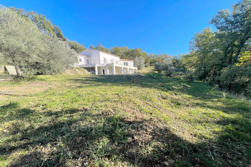 Villa - 145 m² - 6 pièces