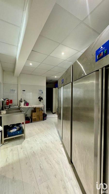 Local commercial - 67 m²