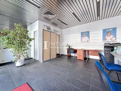 Local commercial - 34 m² - 3 pièces