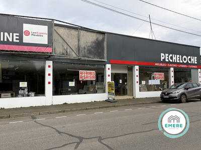 Maison - 1 730 m² - 2 pièces