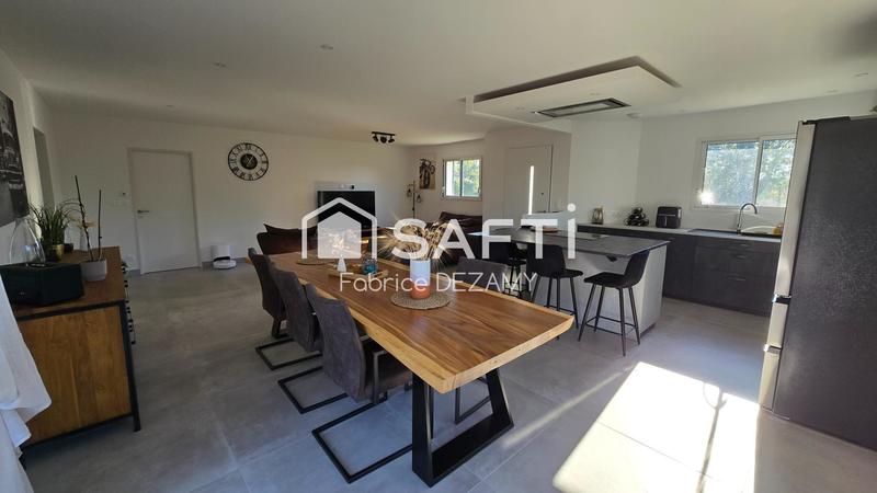 Maison - 106 m² - 4 pièces