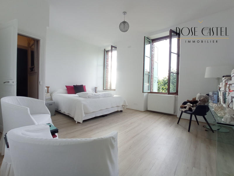 Maison ancienne - 210 m² - 7 pièces