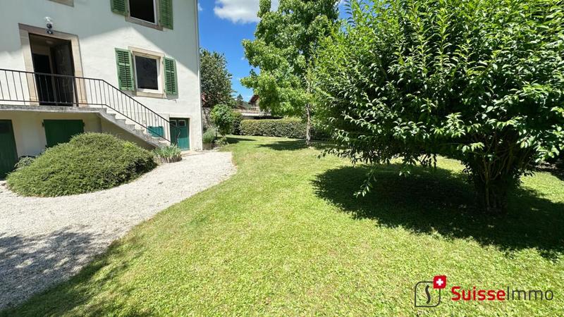 Maison - 373 m² - 12 pièces