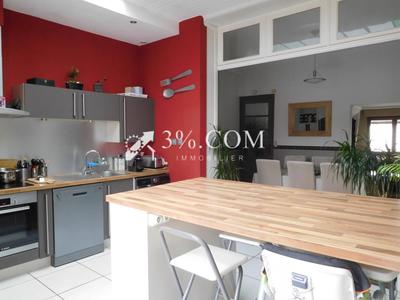 Maison - 91 m² - 6 pièces