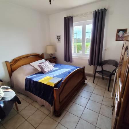 Maison - 230 m² - 10 pièces