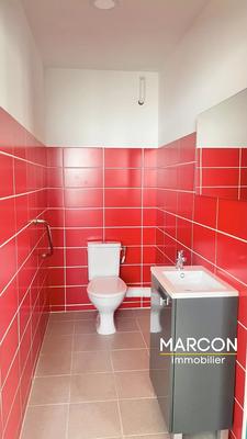 Local d'activités - 120 m² - 3 pièces