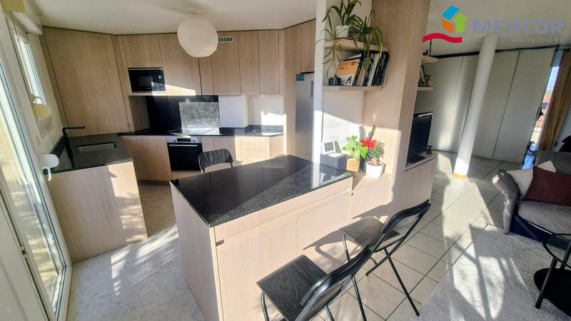 Appartement - 94 m² - 4 pièces