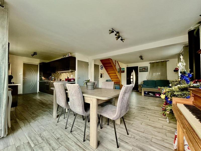 Maison - 112 m² - 6 pièces