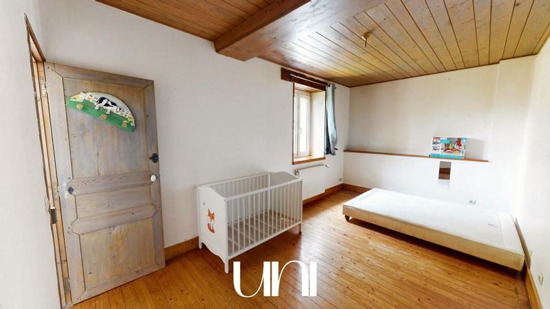 Maison - 225 m² - 7 pièces