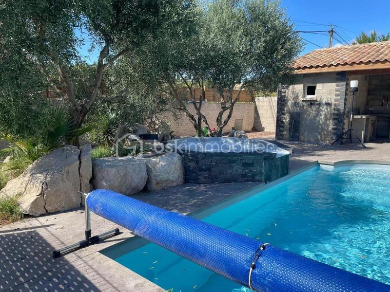 Maison - 89 m² - 4 pièces