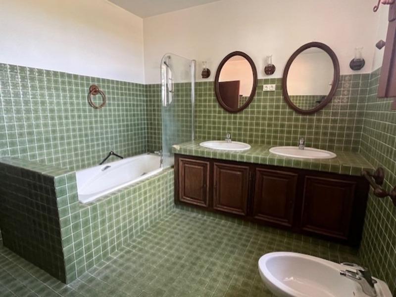 Maison - 185 m² - 6 pièces