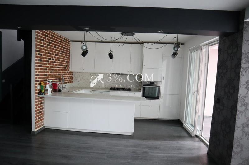 Maison - 137 m² - 6 pièces