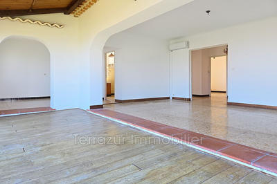 Villa - 145 m² - 6 pièces