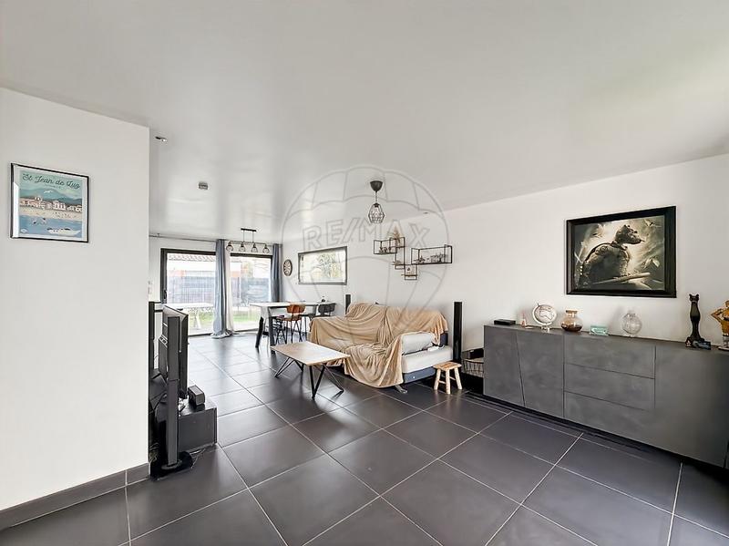 Maison - 87 m² - 4 pièces