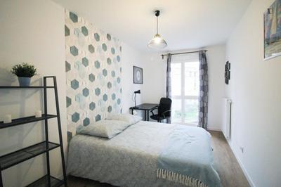 Chambre - 14 m² - 4 pièces