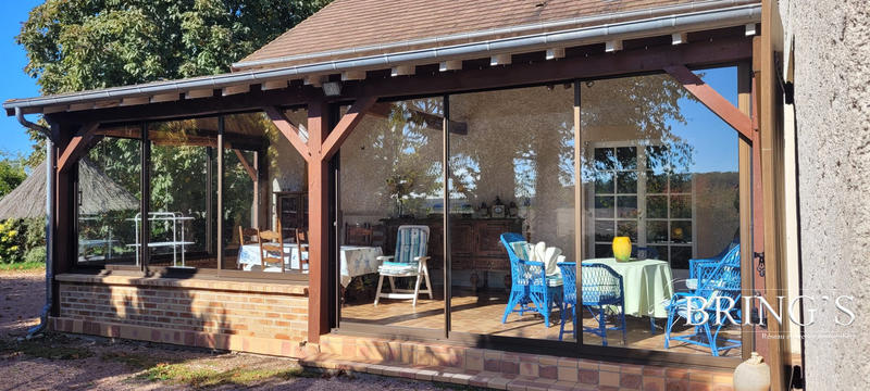 Maison - 204 m² - 8 pièces