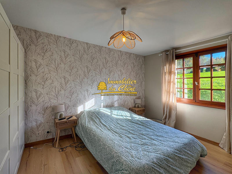 Maison - 194 m² - 8 pièces