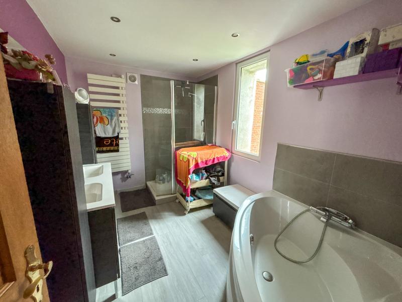 Maison - 190 m² - 6 pièces