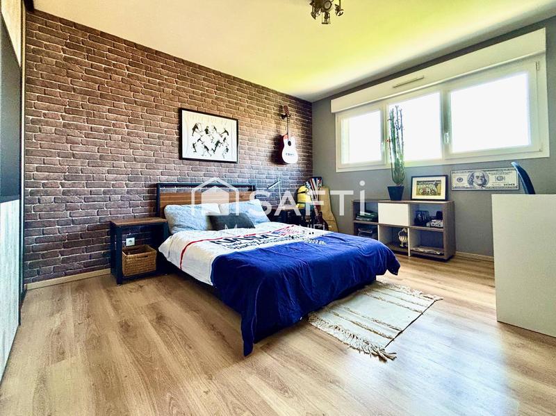 Maison - 155 m² - 6 pièces