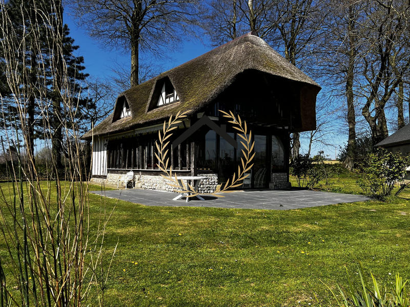 Maison - 253 m² - 10 pièces