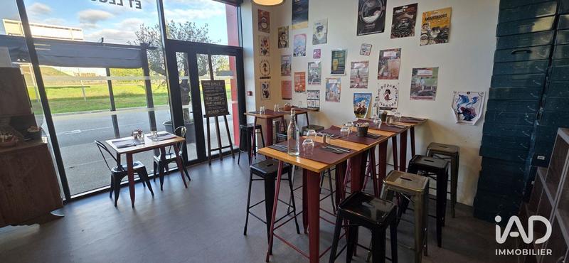 Local commercial - 216 m²