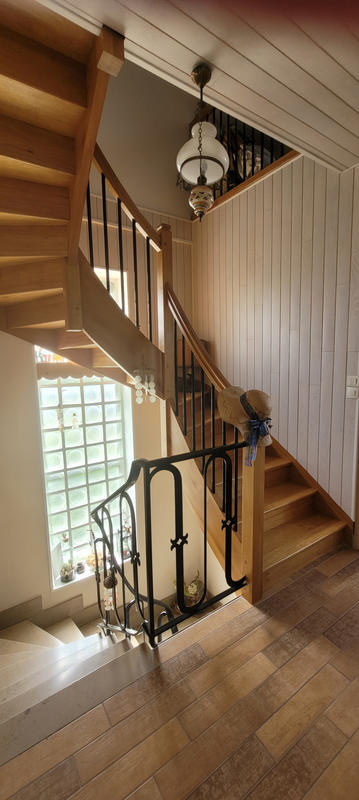 Maison - 142 m² - 7 pièces