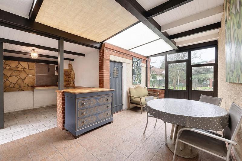 Maison - 99 m² - 5 pièces