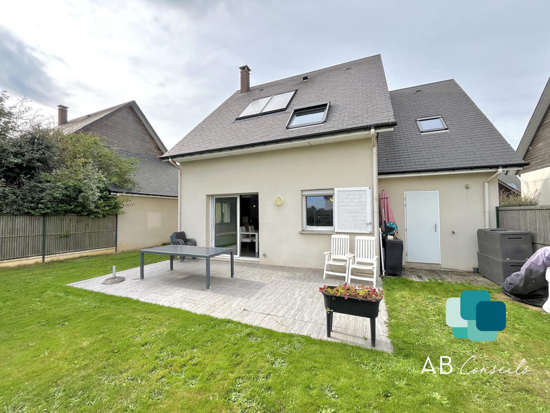 Maison contemporaine - 109 m² - 6 pièces