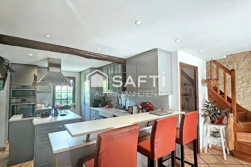 Maison - 291 m² - 11 pièces