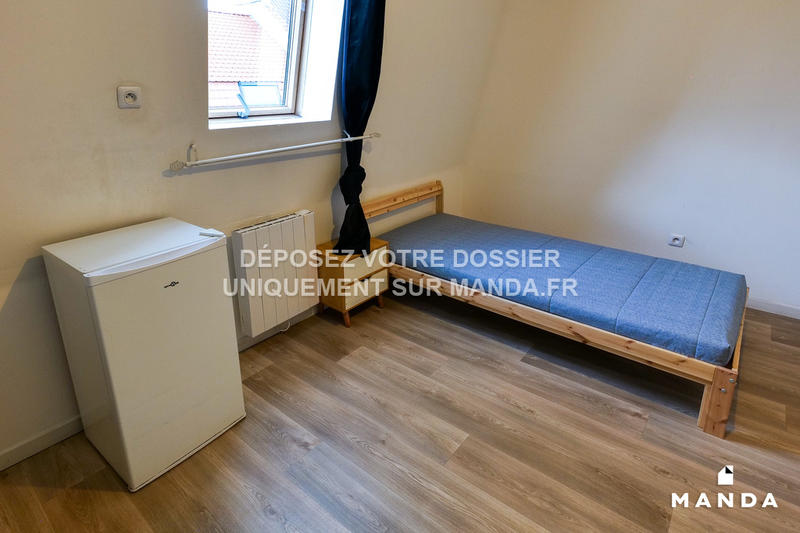 Chambre - 11 m² - 5 pièces