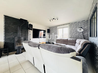 Maison - 111 m² - 5 pièces