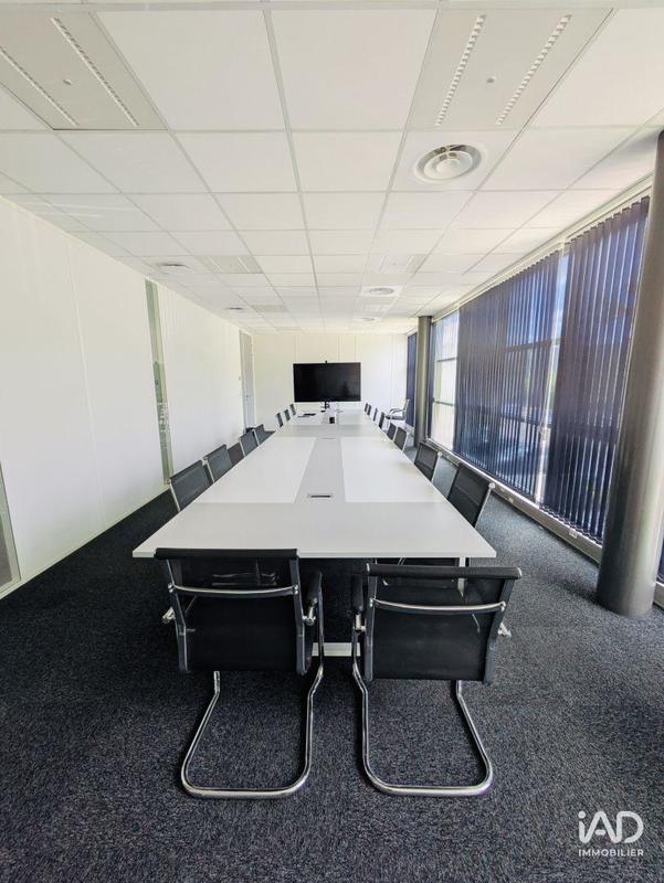 Bureau - 201 m²