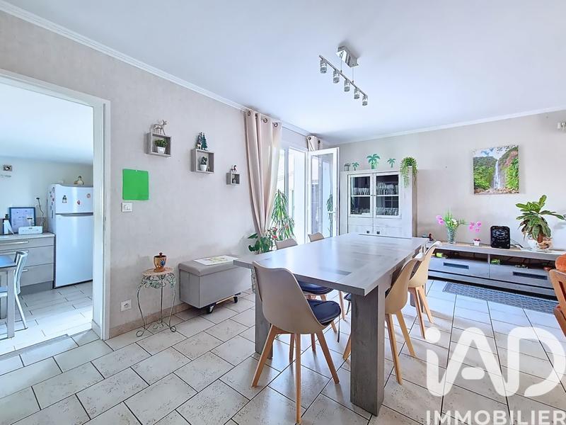 Maison - 88 m² - 4 pièces