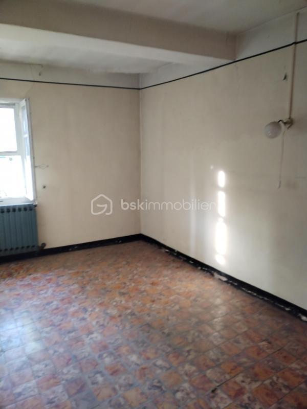 Mas - 200 m² - 8 pièces