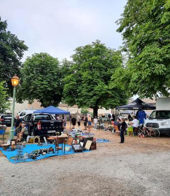 Brocante, vide grenier