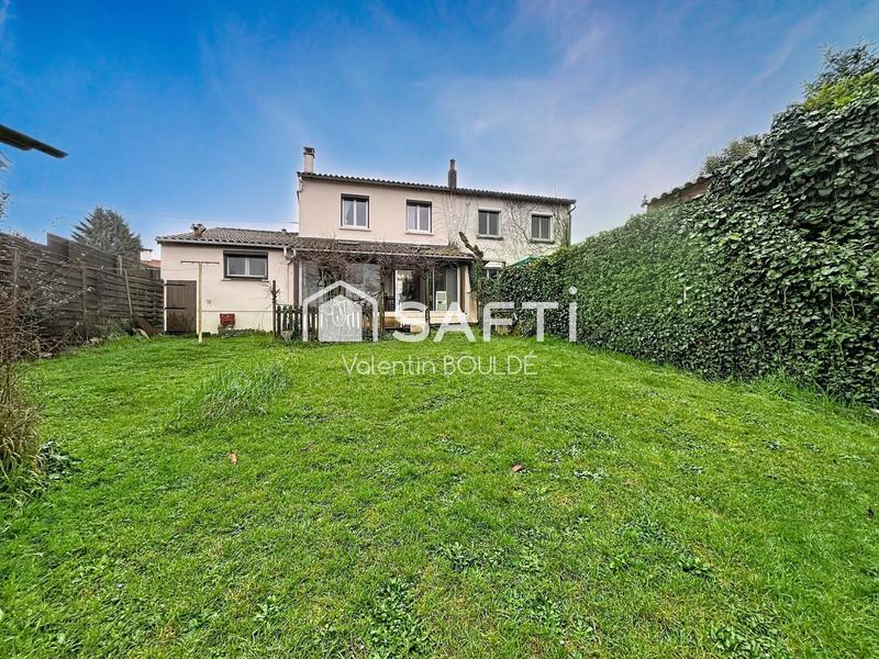 Maison - 86 m² - 4 pièces