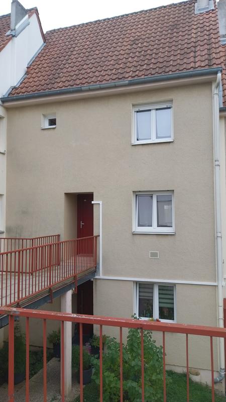 Appartement - 90 m² - 4 pièces