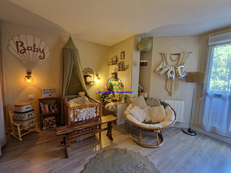 Appartement - 83 m² - 4 pièces