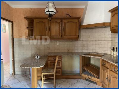 Maison - 137 m² - 7 pièces