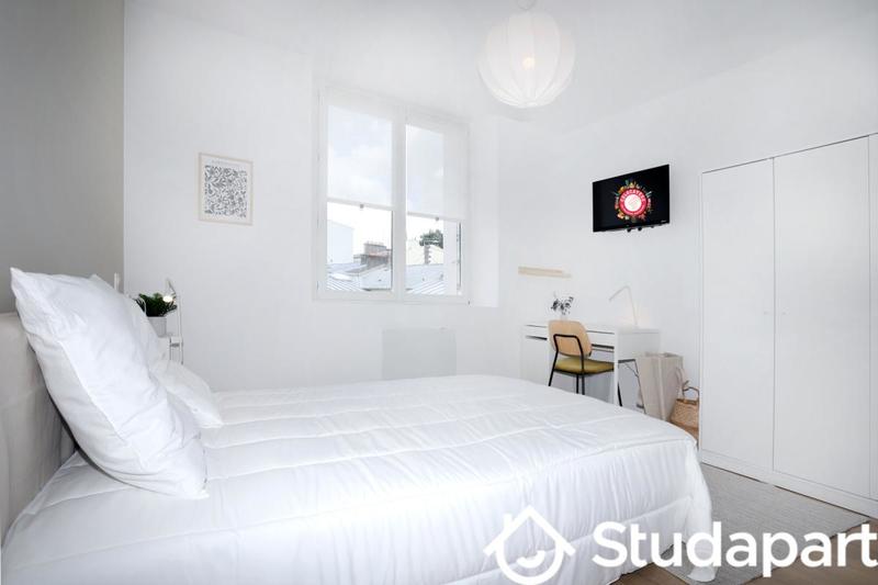 Chambre - 11 m² - 1 pièce