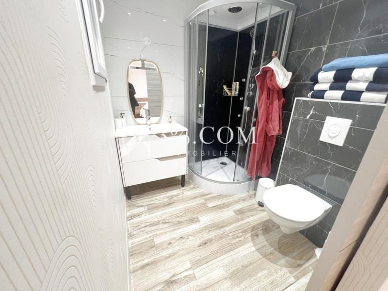 Maison - 121 m² - 5 pièces