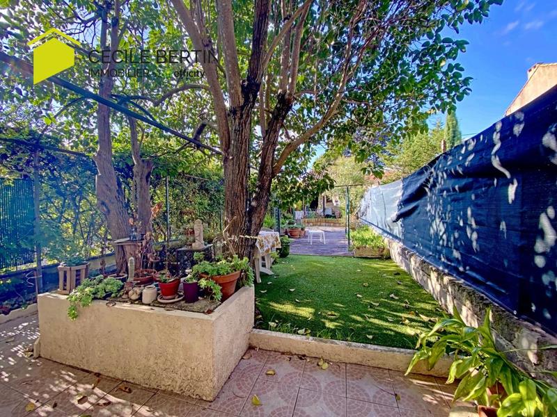 Maison - 97 m² - 3 pièces