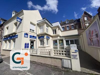 Immeuble - 198 m² - 9 pièces