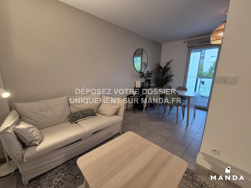 Chambre - 10 m² - 4 pièces