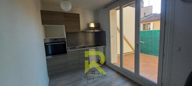 Immeuble - 75 m² - 5 pièces