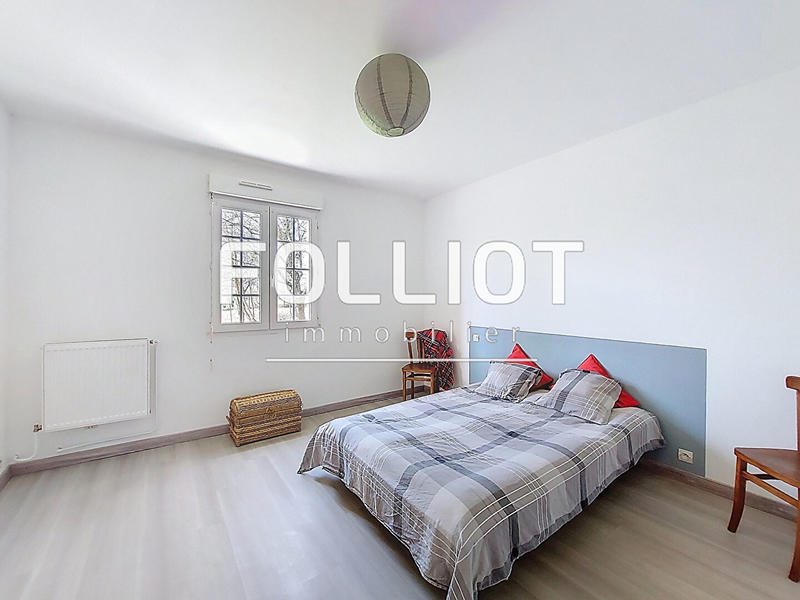 Maison - 136 m² - 5 pièces