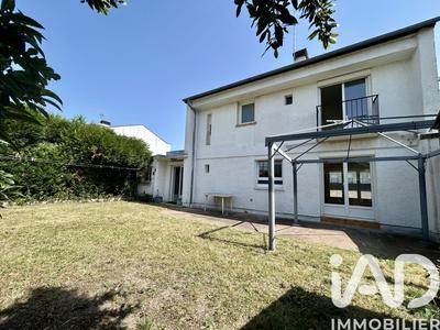 Maison - 96 m² - 4 pièces