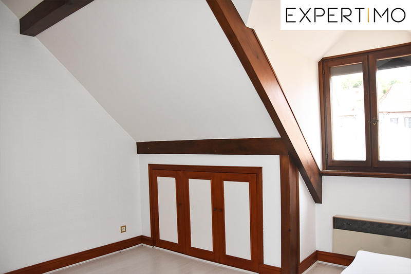 Maison - 184 m² - 8 pièces