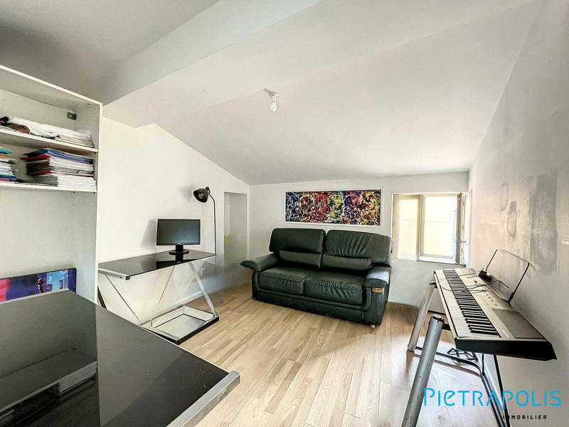 Maison - 101 m² - 5 pièces